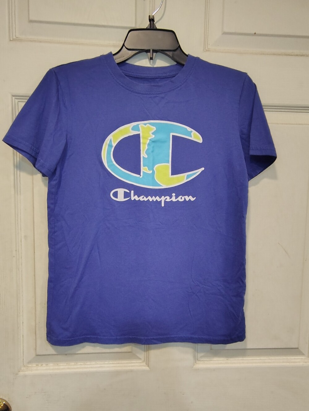 Champion Boys Size XL Blue Graphic Tshirt
